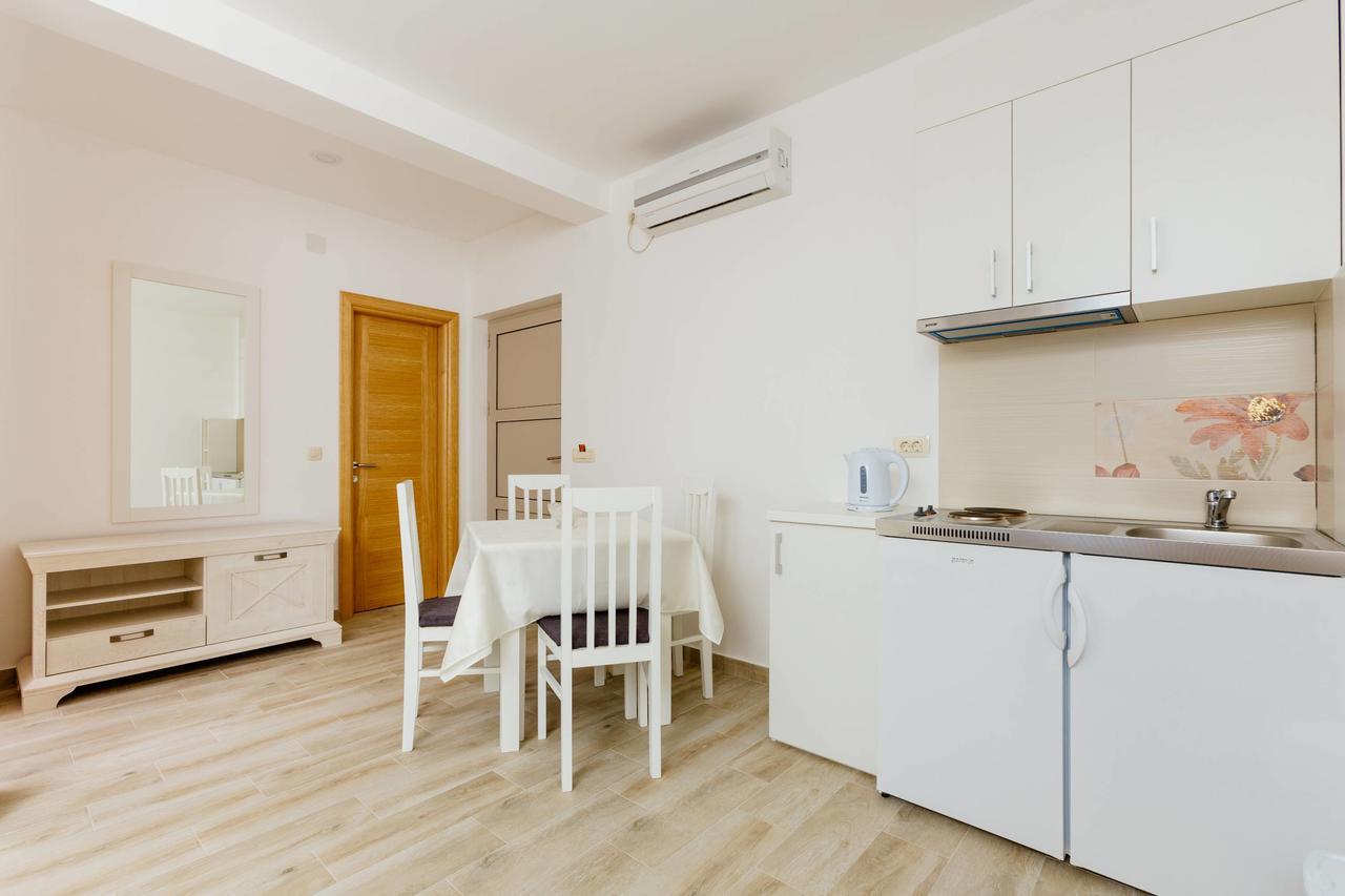 Apartments Jovan Sveti Stefan Zimmer foto